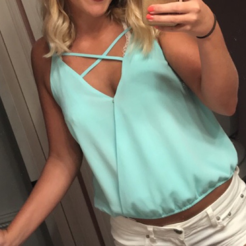 Forever 21 mint blouse size M